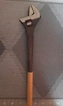 Maxpower Adjust Spud Wrench 12"/310MM.CONTINUOUS Tapered 4 Aligning Bolts/rivets. Fixed Price $38.00.