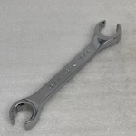 Sk Tools 87228 Sae Offset Flare Nut Line Wrench, 6 Point, 3/4 X 7/8 Usa. Fixed Price $23.99.