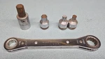 Williams RB-2024 Ratchet Wrench SA-18 AS-616,612 (2) Hex Bit Sockets. Fixed Price $39.00.