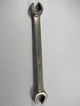 Snap-on Usa Flare Nut Wrench 5/8" 11/16" RXFS2022A Free Shipping. Fixed Price $17.99.
