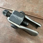 Snap On CJ112 Alternator Power Steering Pump Vacuum Pulley Puller. Fixed Price $65.00.