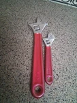 Klein Tools Adjustable Wrench Red Grip 507-10, 507-5 Lot Made Usa. Fixed Price $20.00.