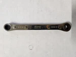 Snap R1011A 5/16" 11/32" 12 Point Ratcheting Box Wrench Usa Good Condition. Fixed Price $18.50.