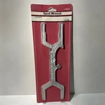 Lasco Combination Spud Wrench 13-2059 Metal Silver Single Piece Tool. Fixed Price $9.99.