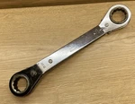 Mac Tools ROWM19212 Ratcheting Offset Box Wrench 19MM 21MM 12PT Metric Usa. Fixed Price $19.99.