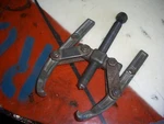 Vintage Old Forge No. 2207 Two Gear Puller Way Jaws Usa. Fixed Price $17.50.